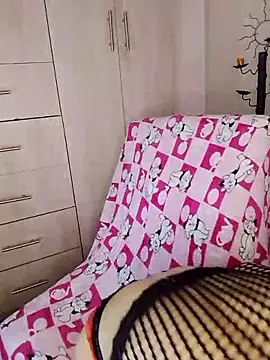 Snapshot of you_yuyuu chatting on February 27, 6:24 am you yuyuu online show from February 27, 6:24 am