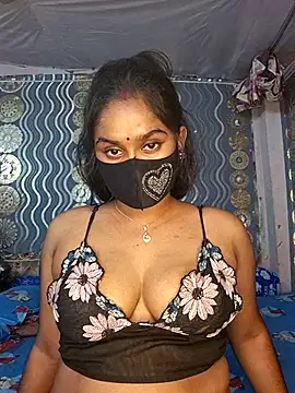 Snapshot of Sweet-Maddlina chatting on November 20, 4:56 am Sweet-Maddlina online show from November 20, 4:56 am