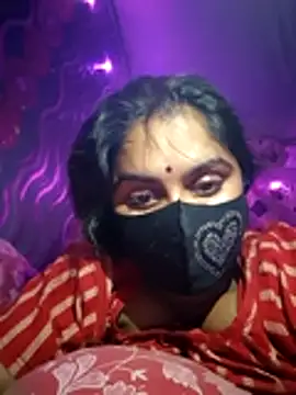 Snapshot of Sweet-Maddlina chatting on December 21, 6:04 pm Sweet-Maddlina online show from December 21, 6:04 pm