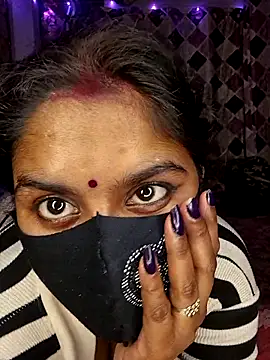 Snapshot of Sweet-Maddlina chatting on December 22, 11:40 am Sweet-Maddlina online show from December 22, 11:40 am