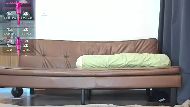 AlisswithYoga online show from April 11, 1:32 am