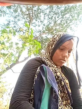 Cutsedi3 online show from November 19, 10:59 am