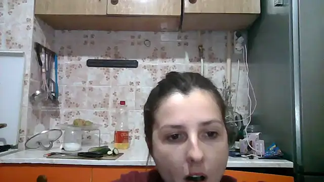 Snapshot of Jeyrinna chatting on February 8, 8:45 pm Jeyrinna online show from February 8, 8:45 pm