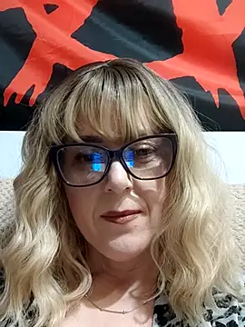 Amelialove42 online show from February 17, 7:31 pm