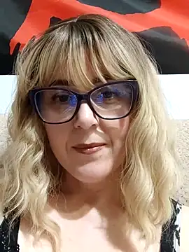 Amelialove42 online show from April 20, 6:53 pm