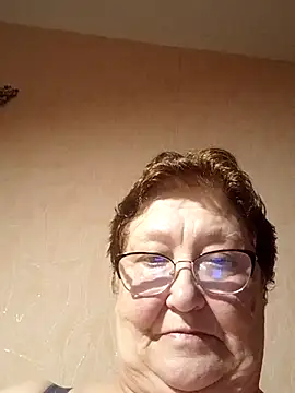 Snapshot of Katherine735 chatting on May 22, 7:52 pm Katherine735 online show from May 22, 7:52 pm