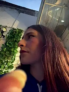 Im scarlett18 online show from December 1, 10:59 pm