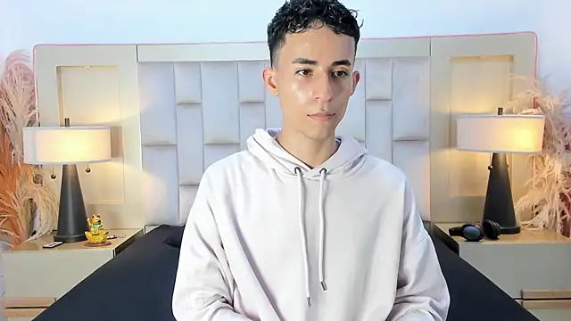 Zahir Ashar online show from April 10, 11:09 pm