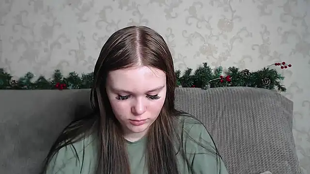 Musegirl online show from February 22, 1:18 am