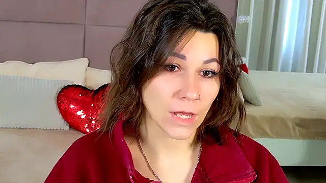 Snapshot of EdenSolis chatting on February 2, 7:07 am EdenSolis online show from February 2, 7:07 am