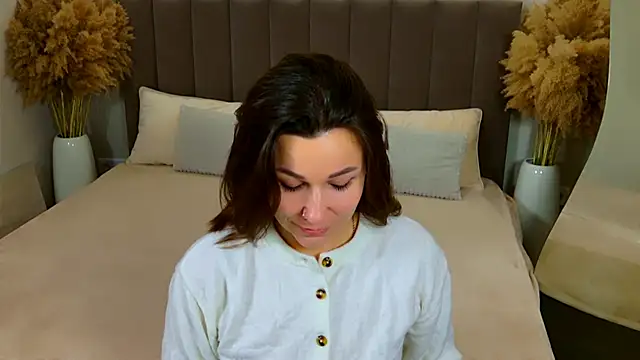 EdenSolis online show from March 21, 12:10 pm