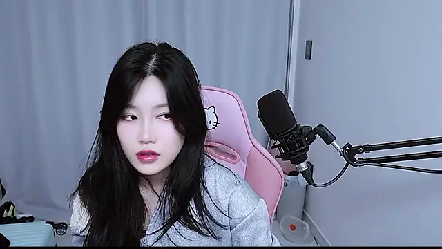 MISA 02 online show from January 12, 11:59 am