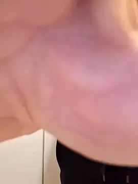 suisseitalie online show from November 21, 9:24 pm