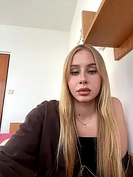 RemyStyles online show from October 24, 2:35 pm