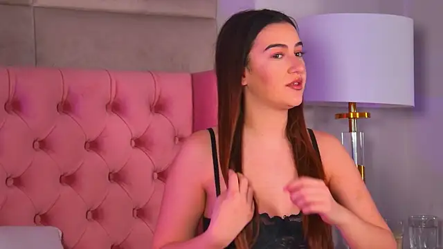 TaliaMorenne online show from January 15, 7:13 am