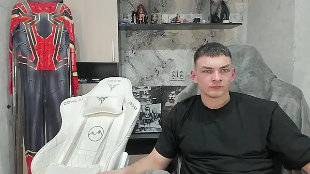 MIKE GOD19 online show from February 11, 5:40 pm