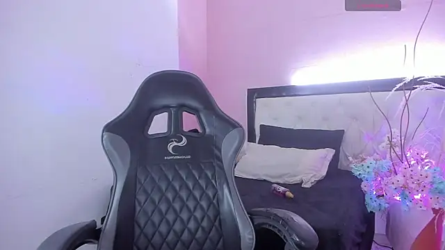 Barbieteeen online show from April 17, 5:32 am