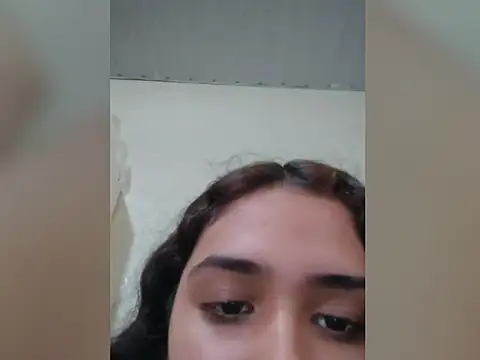 Snapshot of Liiindinha071 chatting on October 14, 8:53 pm Liiindinha071 online show from October 14, 8:53 pm