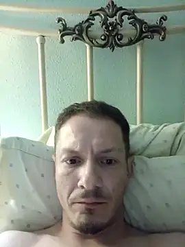 Snapshot of Graimito chatting on May 5, 2:41 am Graimito online show from May 5, 2:41 am