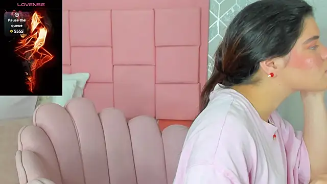 Snapshot of mary_joseph chatting on February 13, 3:35 am mary joseph online show from February 13, 3:35 am