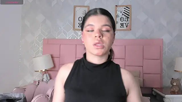 Snapshot of mary_joseph chatting on February 27, 3:39 am mary joseph online show from February 27, 3:39 am