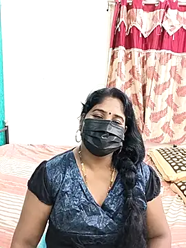 Snapshot of tamil-aunt chatting on October 19, 6:19 pm tamil-aunt online show from October 19, 6:19 pm