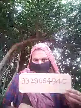 Snapshot of rasmi_powar chatting on October 15, 8:58 am rasmi powar online show from October 15, 8:58 am