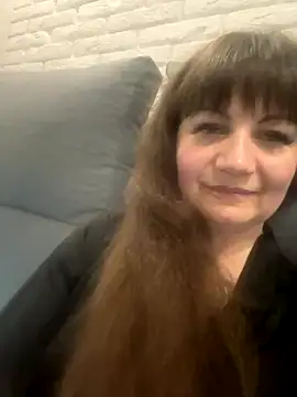 Butterfly8385 online show from October 31, 9:38 pm