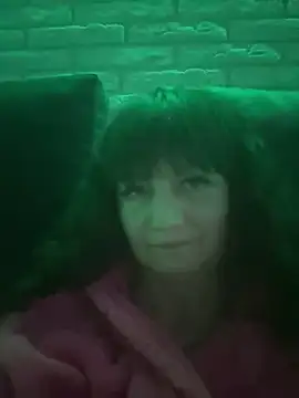 Butterfly8385 online show from February 6, 5:16 pm