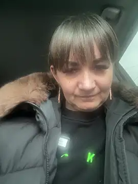 Butterfly8385 online show from February 19, 2:02 pm