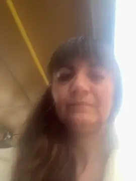 Butterfly8385 online show from March 12, 10:43 am