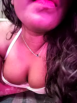 Lovely Payal online show from February 4, 1:28 pm