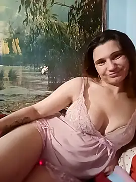 Snapshot of Oshine_BigBoobs chatting on October 16, 9:05 pm Oshine BigBoobs online show from October 16, 9:05 pm