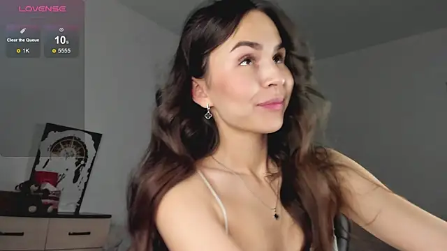 LionKierra online show from November 19, 4:12 am