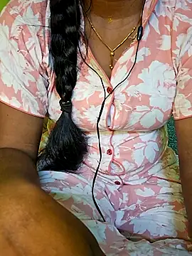 Snapshot of tamil_kanaka chatting on May 10, 11:59 am tamil kanaka online show from May 10, 11:59 am