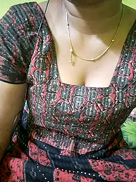 Snapshot of tamil_kanaka chatting on July 8, 11:20 pm tamil kanaka online show from July 8, 11:20 pm