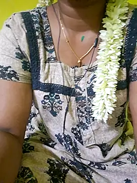Snapshot of tamil_kanaka chatting on July 9, 4:00 pm tamil kanaka online show from July 9, 4:00 pm