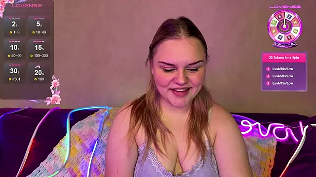 Snapshot of Mila_mikki chatting on October 14, 9:59 pm Mila mikki online show from October 14, 9:59 pm