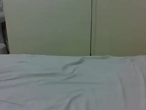 Snapshot of pontsho2004 chatting on May 13, 2:09 am pontsho2004 online show from May 13, 2:09 am