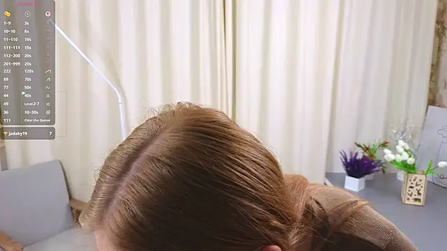 VernellArey online show from October 26, 4:35 pm