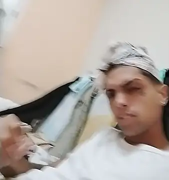 Laikerxxx online show from November 15, 10:04 pm