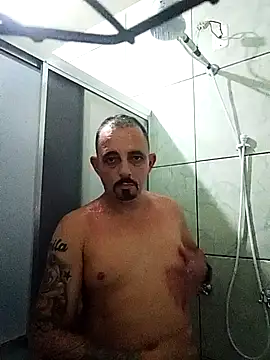 Snapshot of MORENORC79 chatting on April 2, 3:37 am MORENORC79 online show from April 2, 3:37 am