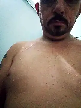 Snapshot of MORENORC79 chatting on April 15, 4:08 am MORENORC79 online show from April 15, 4:08 am