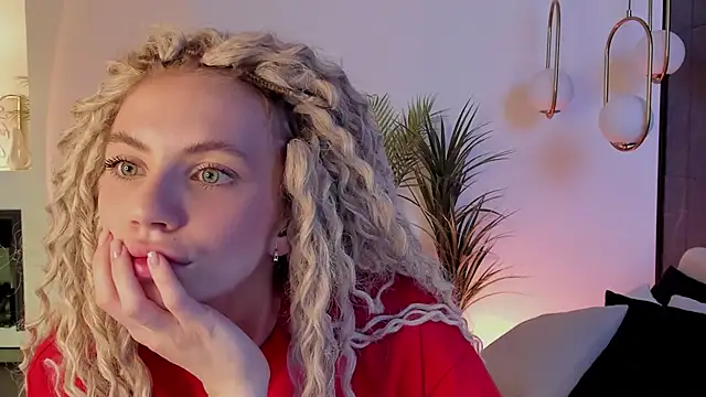 mia silkk online show from October 24, 5:59 am