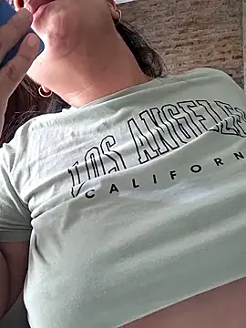 morenalatinaa online show from January 12, 8:25 pm