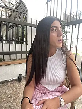 ElectraPink  online show from January 15, 12:54 pm