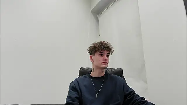 Snapshot of Nick_Phillip chatting on November 15, 1:51 pm Nick Phillip online show from November 15, 1:51 pm