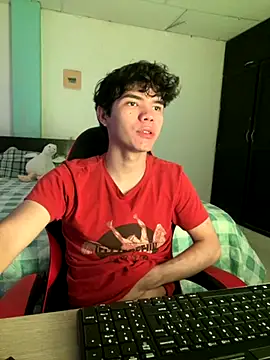 Im Camii online show from October 30, 4:30 pm