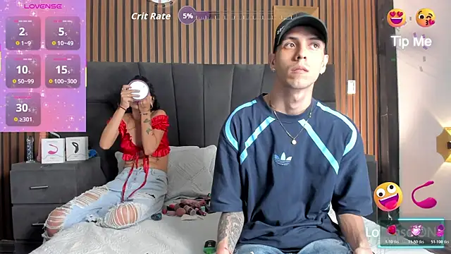 DerryAndIzzy online show from October 21, 4:24 am