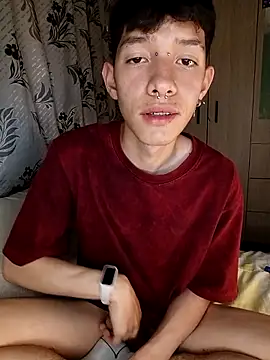 heyy noah11 online show from December 18, 12:49 am